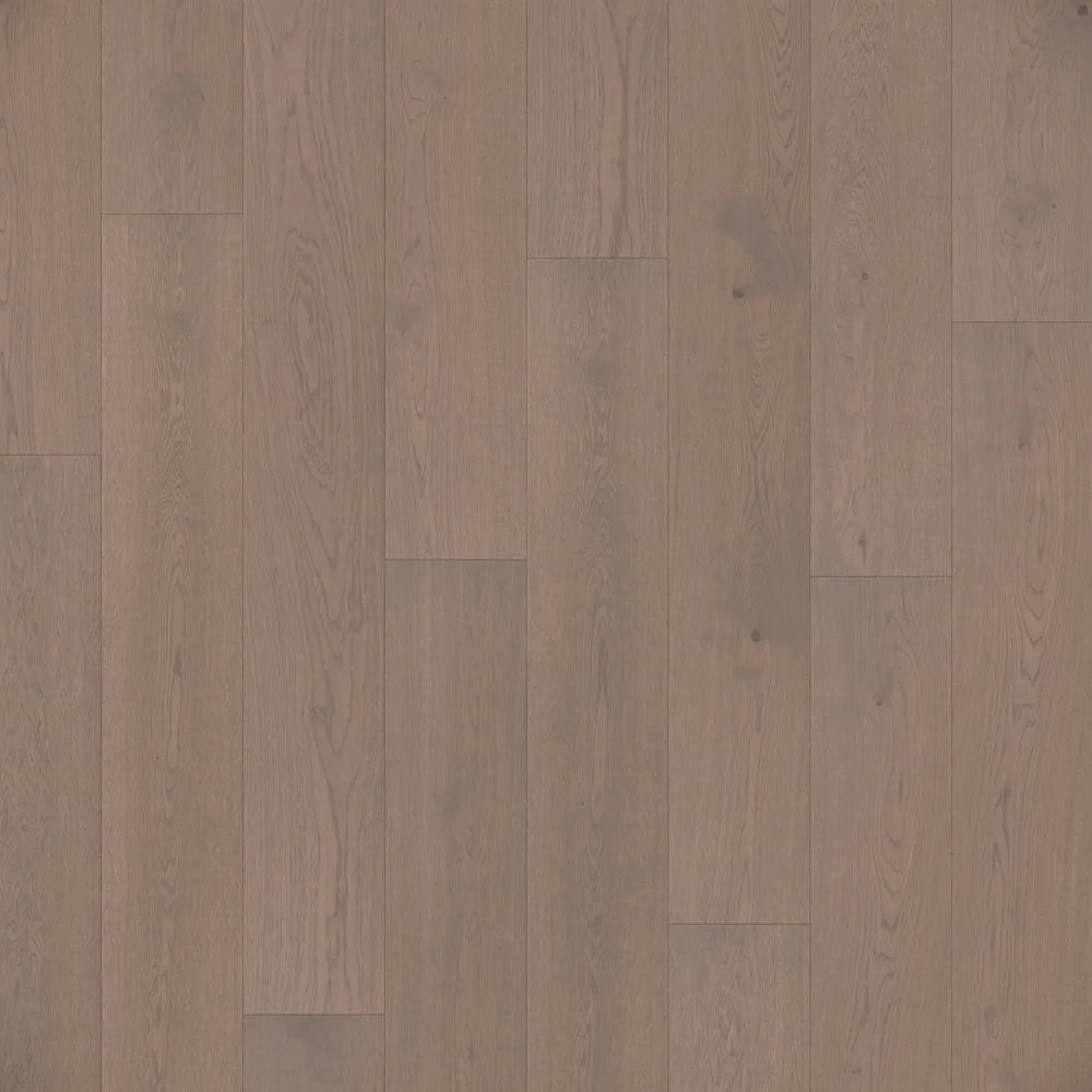 Manhattan Oak Lounge