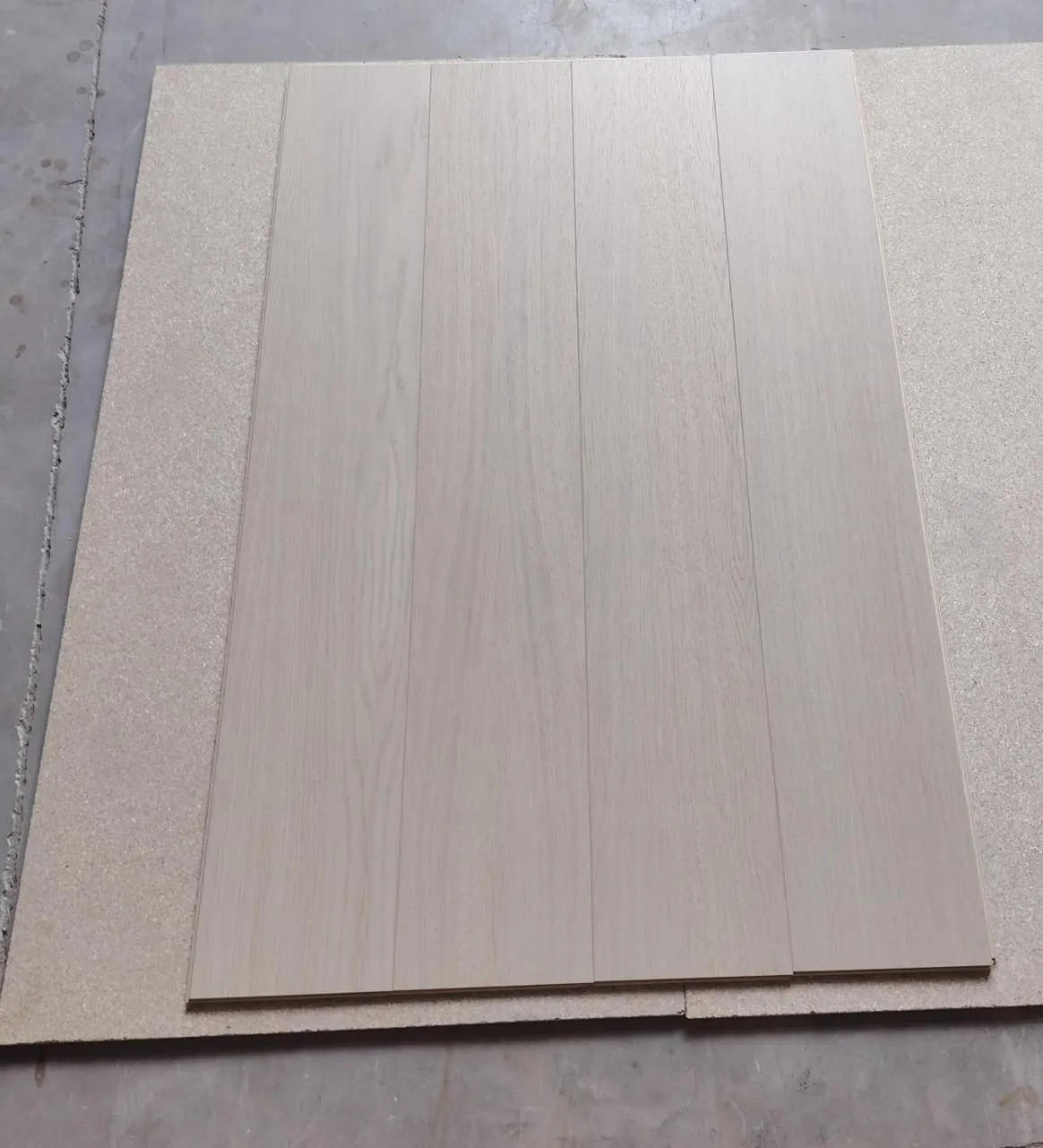 Parquet feuille de bois Chêne Désert Oak brossé 190×1203